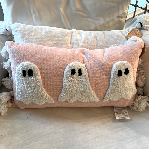 Rachel Zoe Other - Pink Ghost Pillow Halloween TikTok Rachel Zoe
